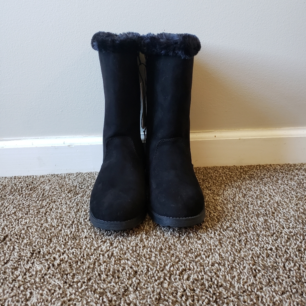 Cat and Jack Faux Fur Girls boots